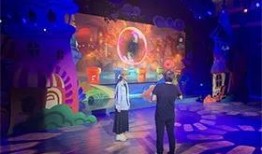 融创爆料脱口秀视频,笑谈行业风云，洞察地产界幕后